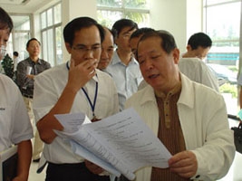 省領(lǐng)導、市領(lǐng)導來我司進行視察、指導